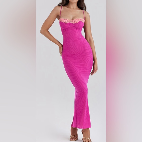 HouseofCB Aiza maxi dress - Picture 6 of 8